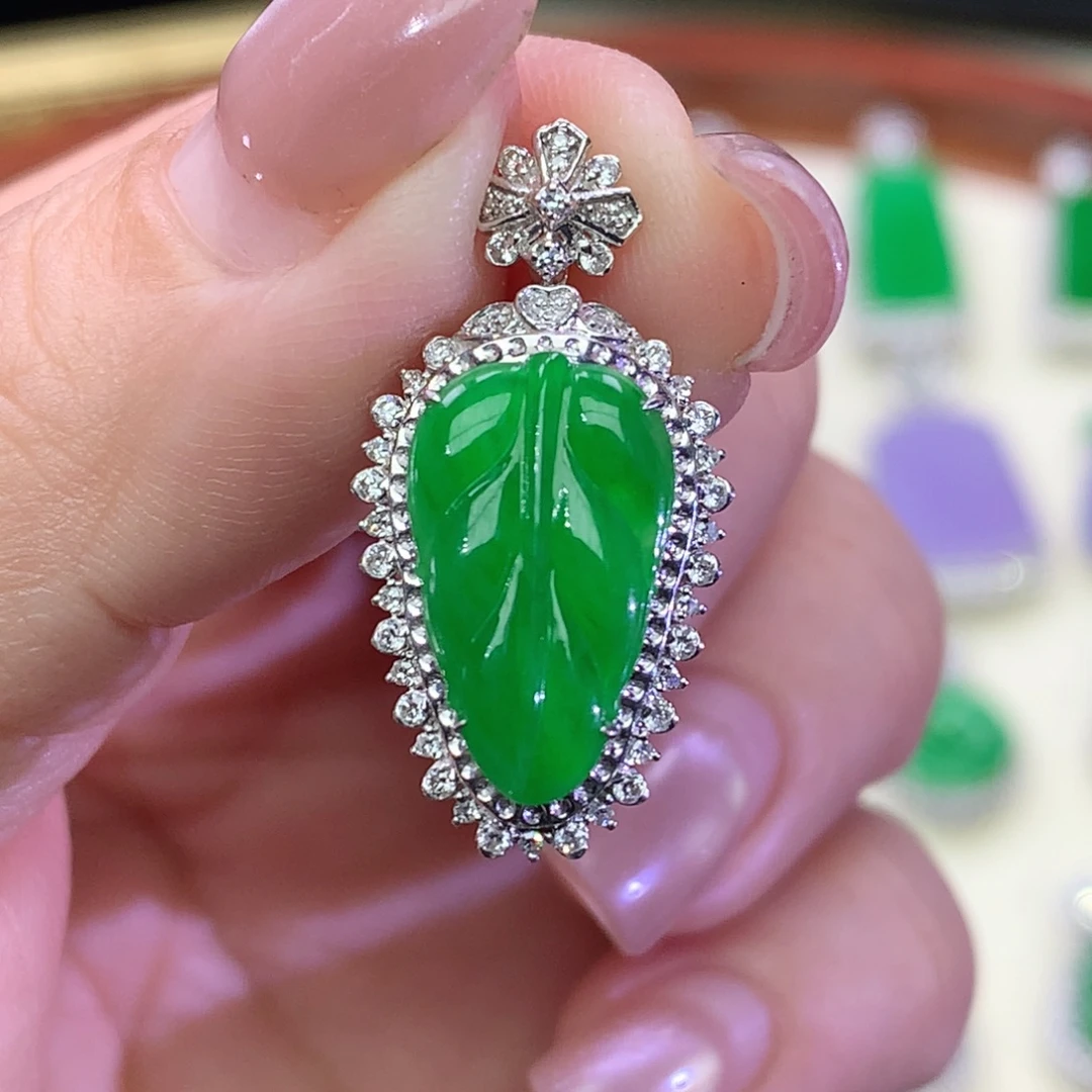 翡翠18K金镶嵌吊坠(不含链)