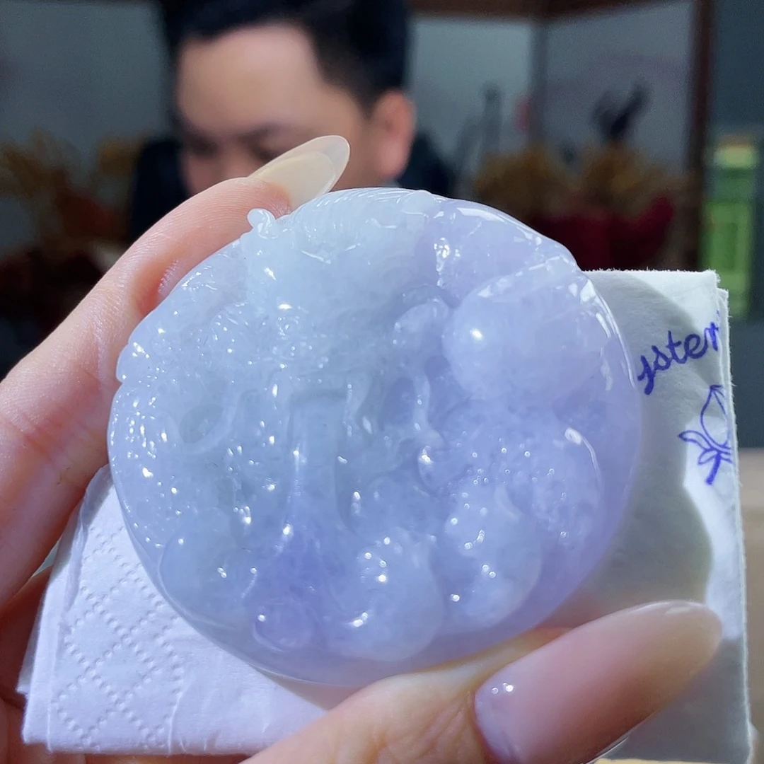 翡翠未镶嵌颈饰挂件
