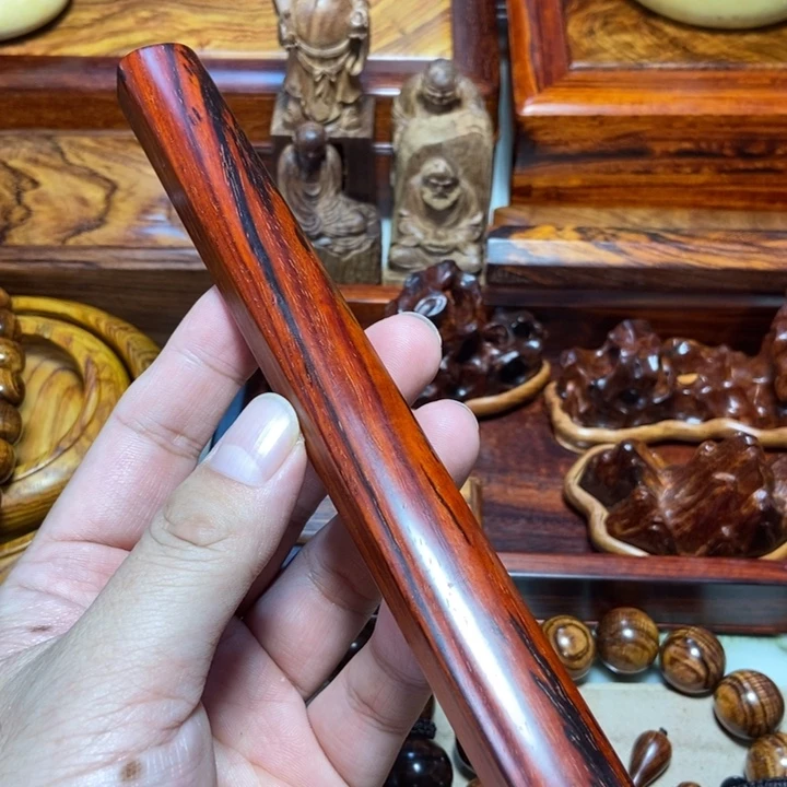 檀香紫檀（小叶紫檀）单镇