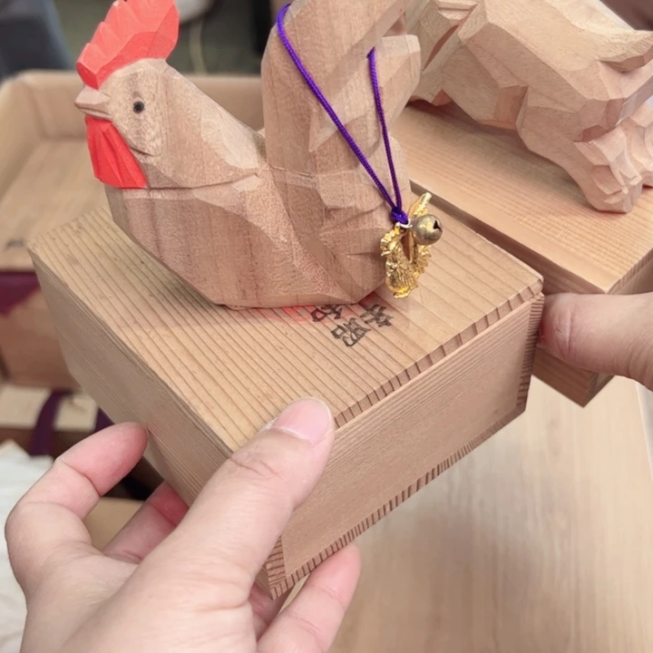 摆件V***i一个瓷器默认微瑕