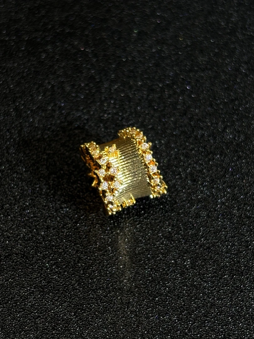 18k金 Au750 吊坠 送链子 b178