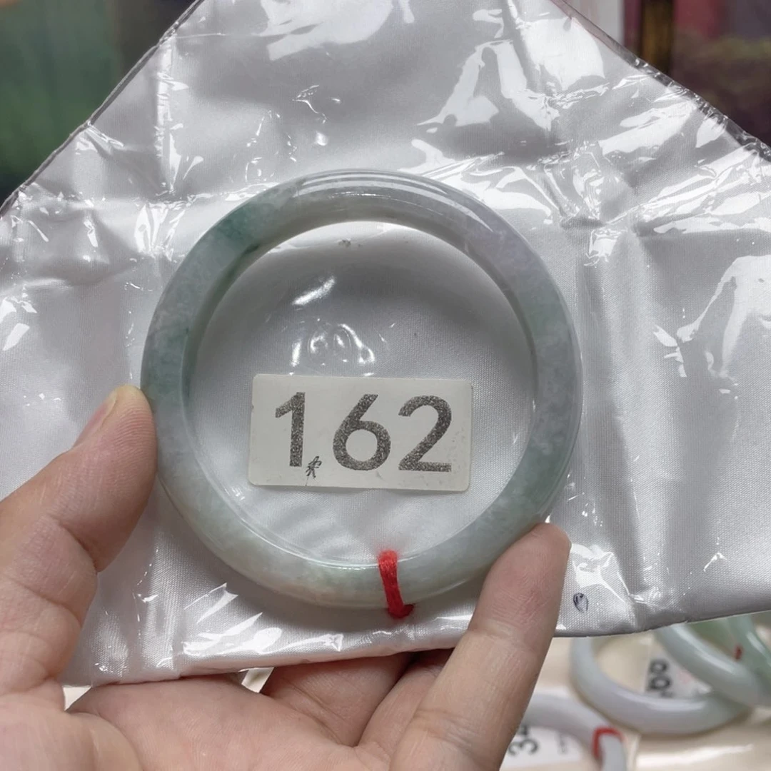 翡翠手镯未镶嵌162