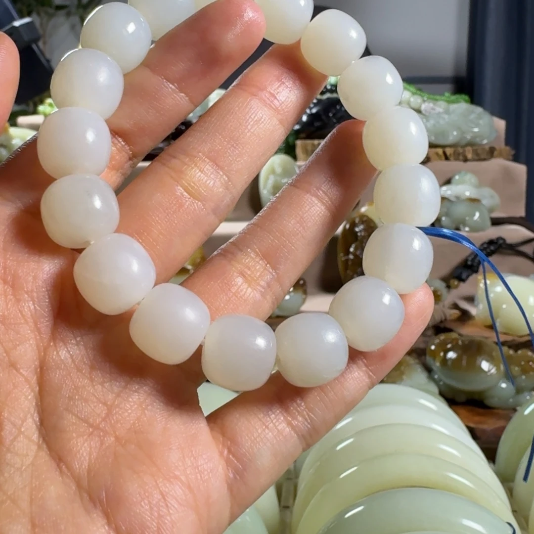 和田玉（糖玉）未镶嵌手链