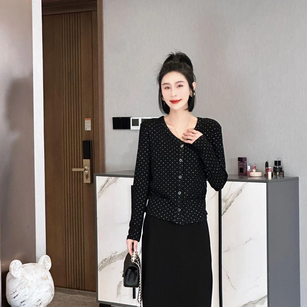 年终大促  早春简约法式修身高级感长袖开衫上衣JL2316