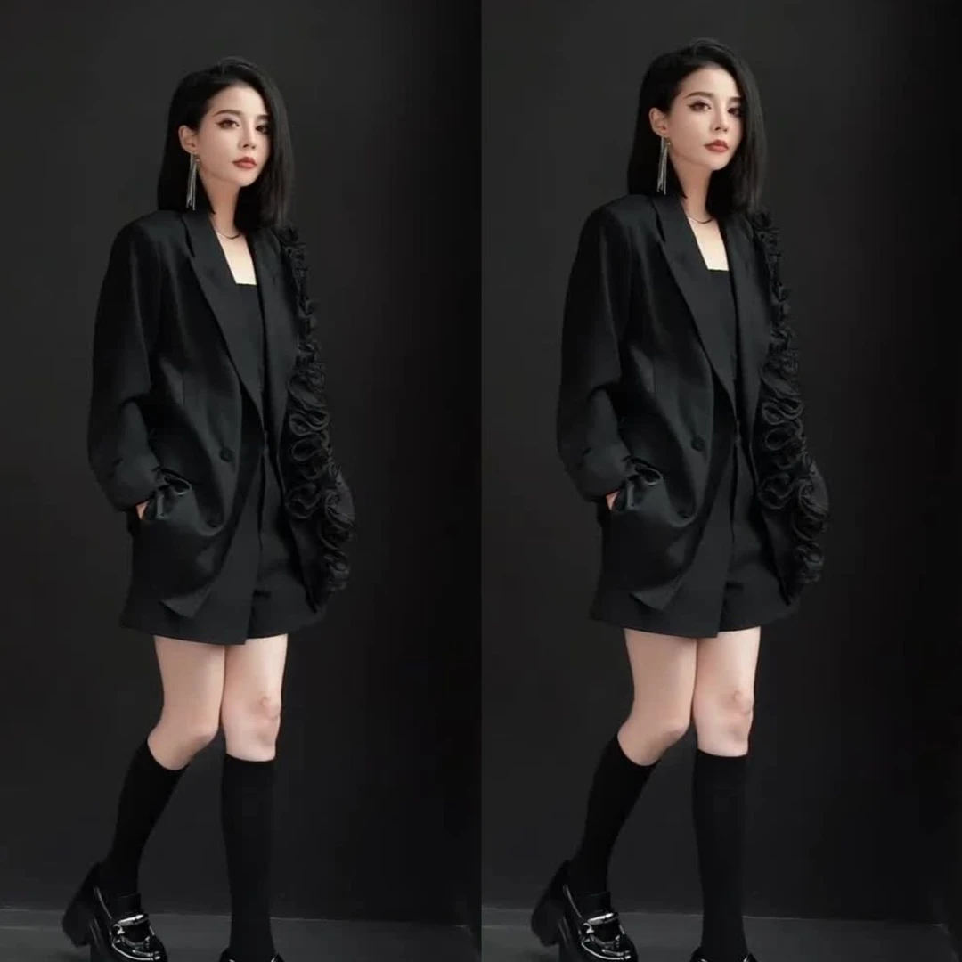2025春季新款气质高级设计感立体花朵黑色西装马甲短裤二件套装女