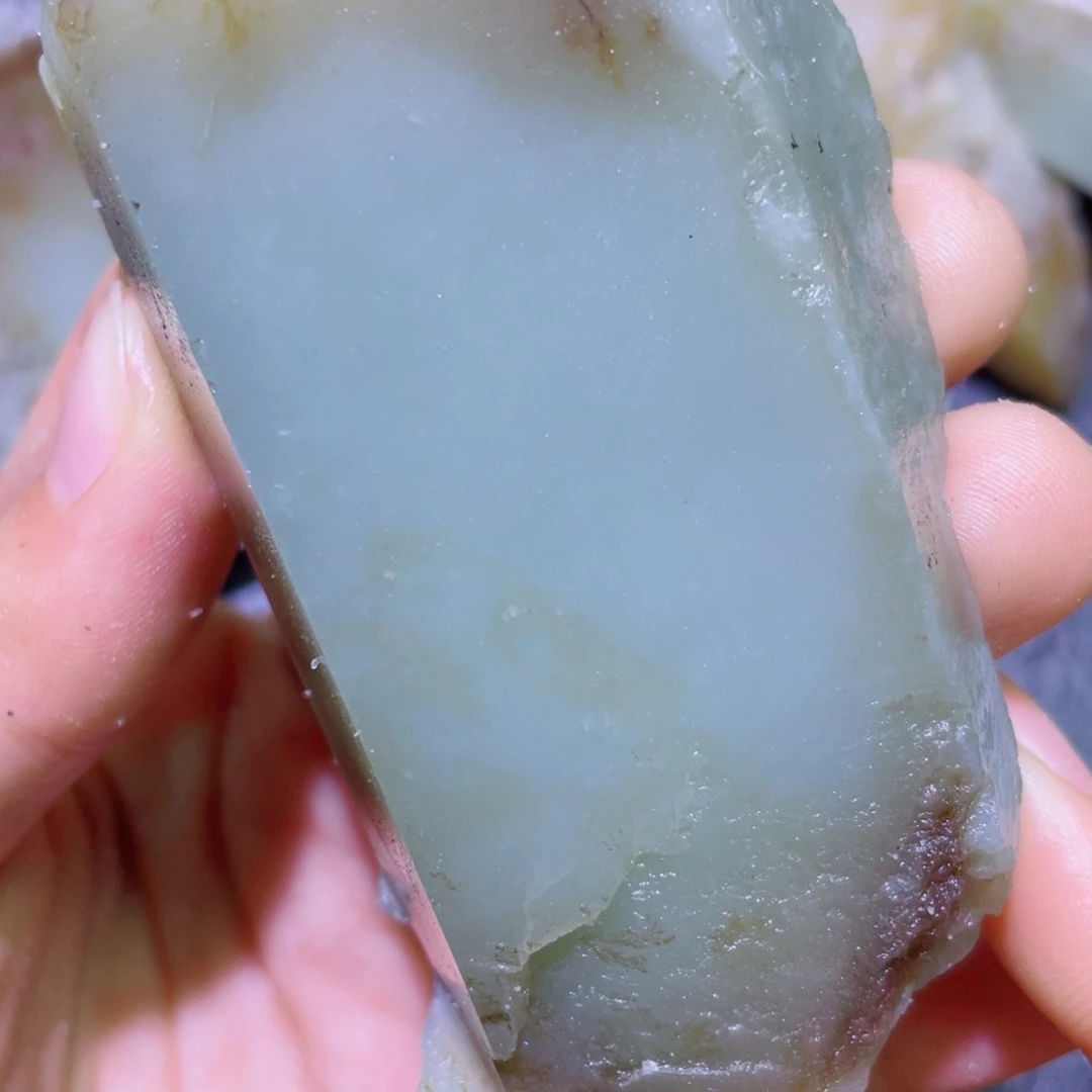 和田玉未镶嵌珠宝半成品