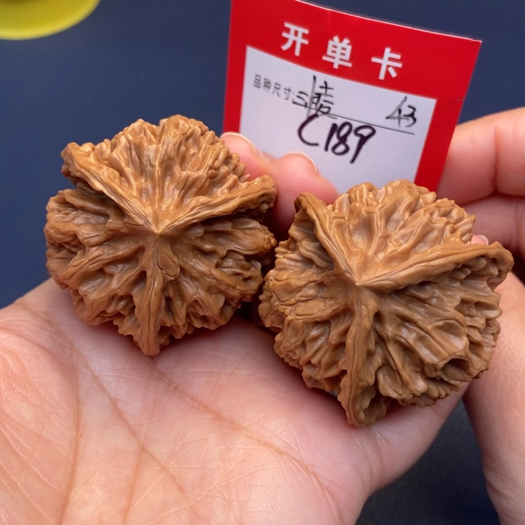 文玩核桃吊坠文玩核桃