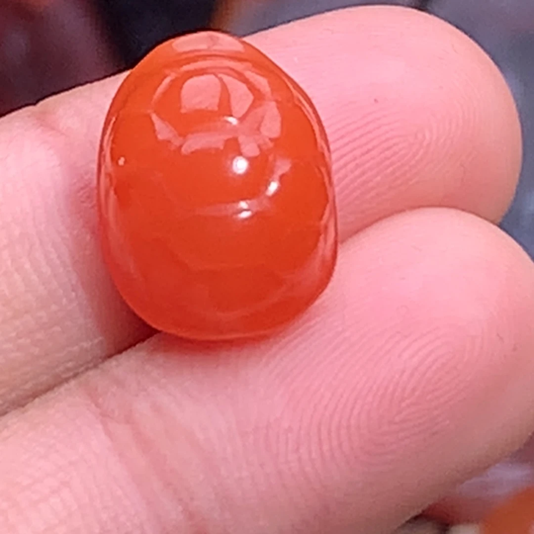 南红玛瑙未镶嵌珠宝半成品富甲