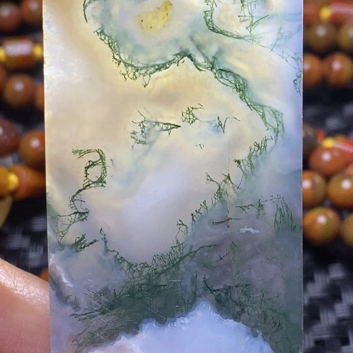 玛瑙/玉髓颈饰未镶嵌江*人