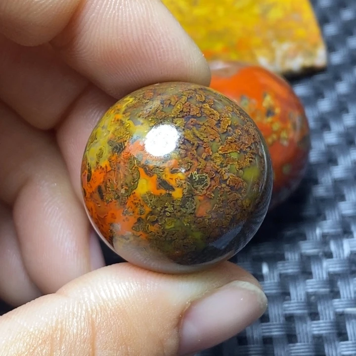 玛瑙/玉髓颈饰未镶嵌为**搏