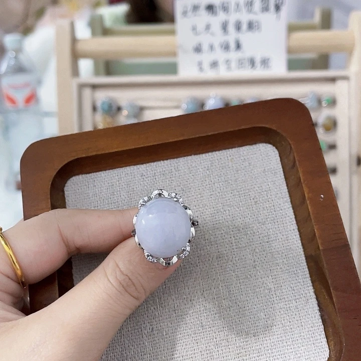 翡翠未镶嵌颈饰天然翡翠Ａ货