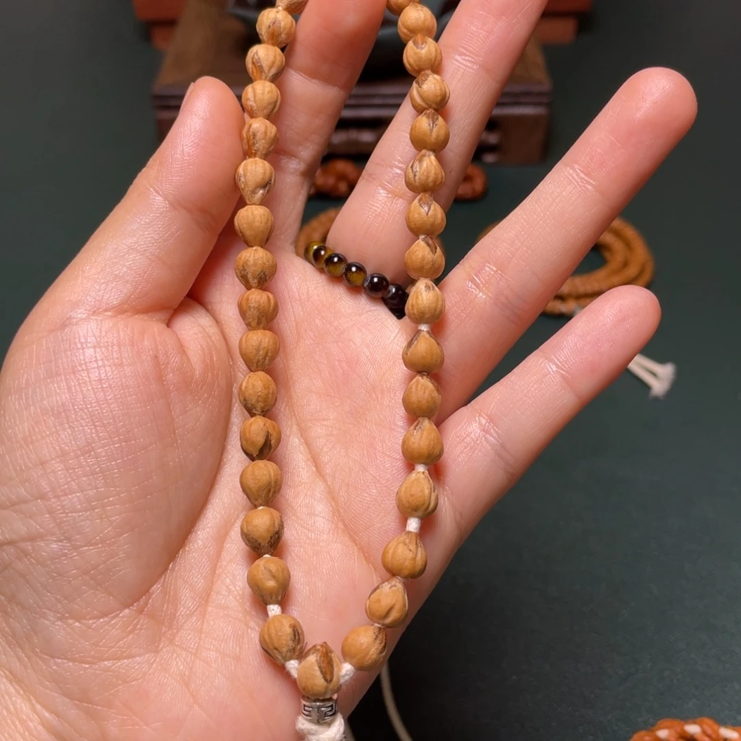 吊坠柏香籽/百香籽圣火莲花手持