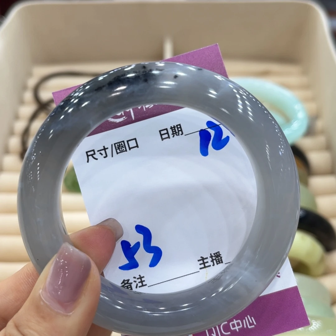 岫玉未镶嵌手镯手镯