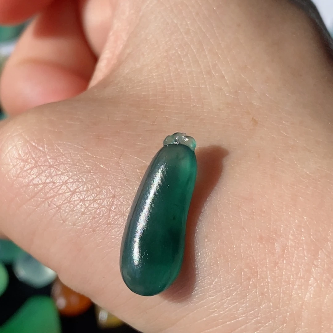 定制翡翠未镶嵌瓜