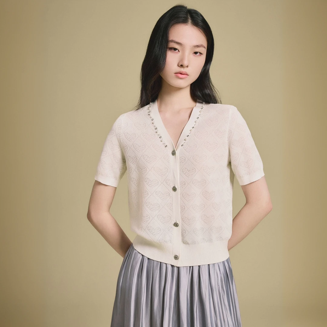 PSALTER诗篇 2025年春季新款时尚钉钻V领毛针织衫6C65206083