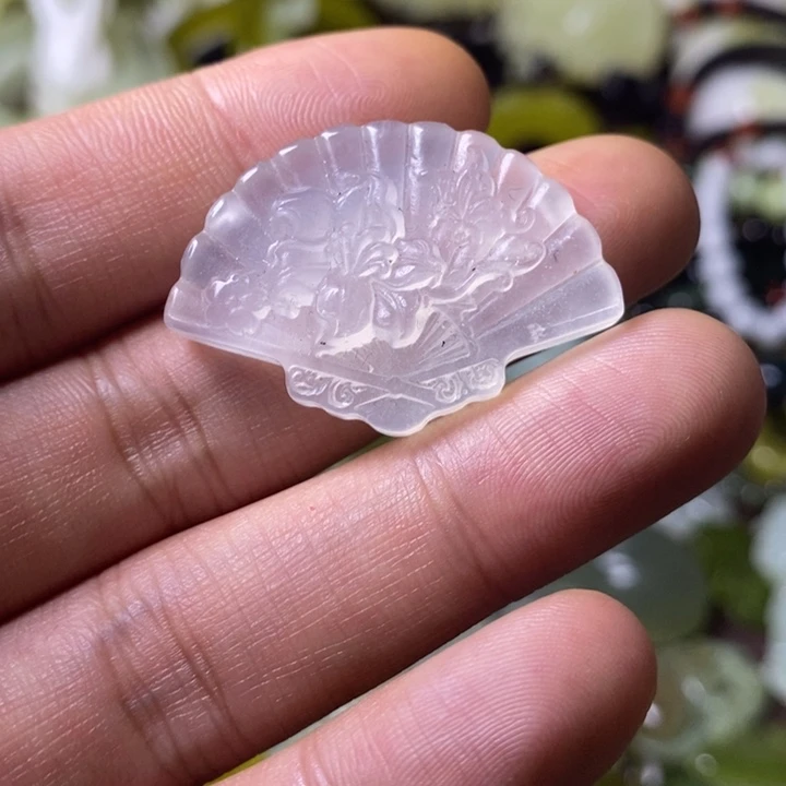 岫玉岫玉颈饰未镶嵌