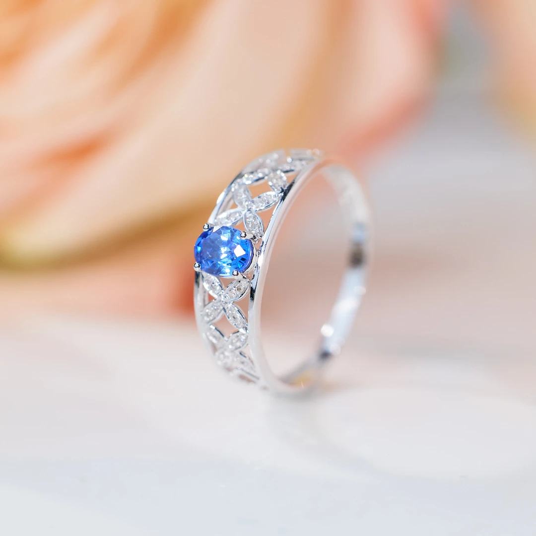 玉峰珠宝【安娜】蓝宝石戒指18K金【U7444】多样性发一