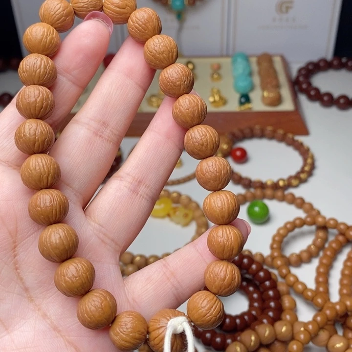 可***刻猴头核桃吊坠精品