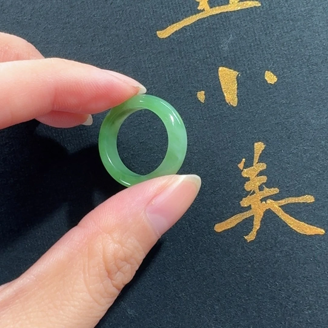 知***爷颈饰未镶嵌和田玉黑羊洞碧玉内径16