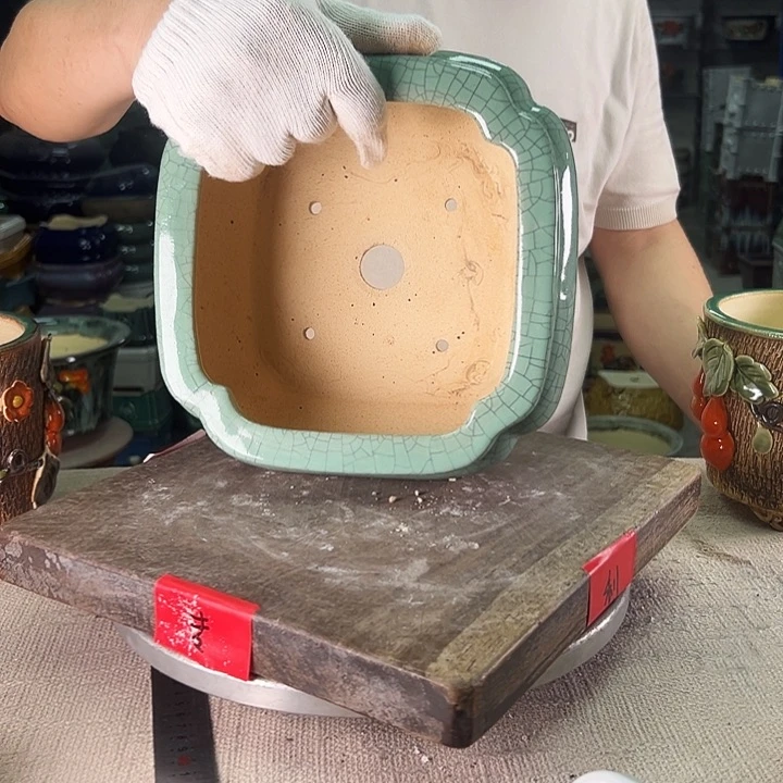 泳坤堂石湾盆M****辉陶瓷