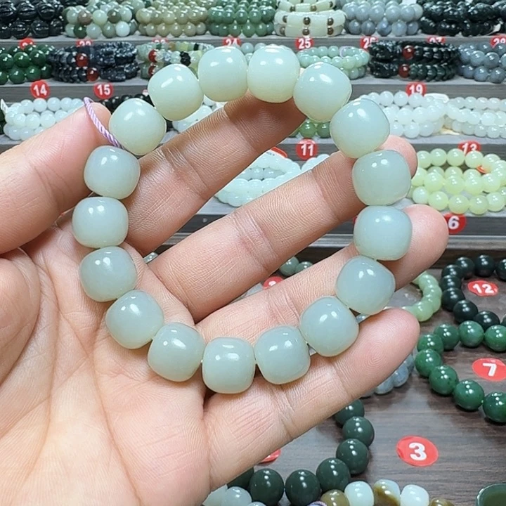 未镶嵌手链和田玉新疆且末蓝老型卡13