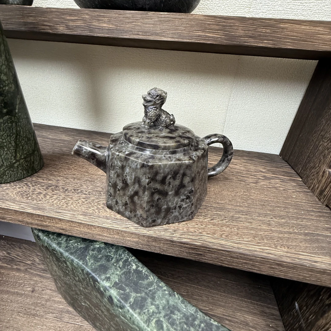 三清山米粒石八方茶壶