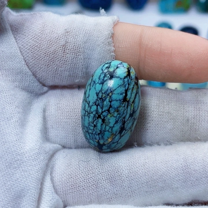 绿松石未镶嵌饰品