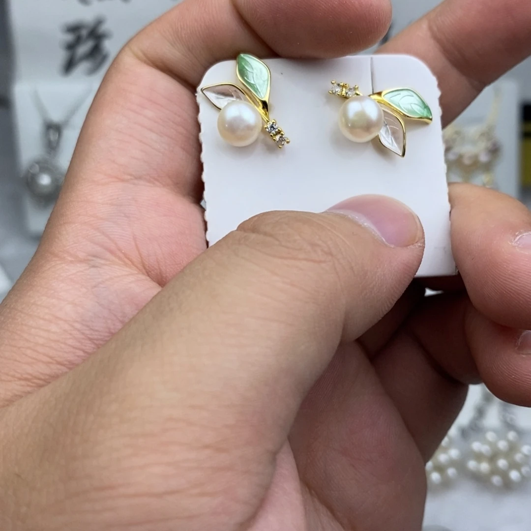 耳饰未镶嵌淡水珍珠