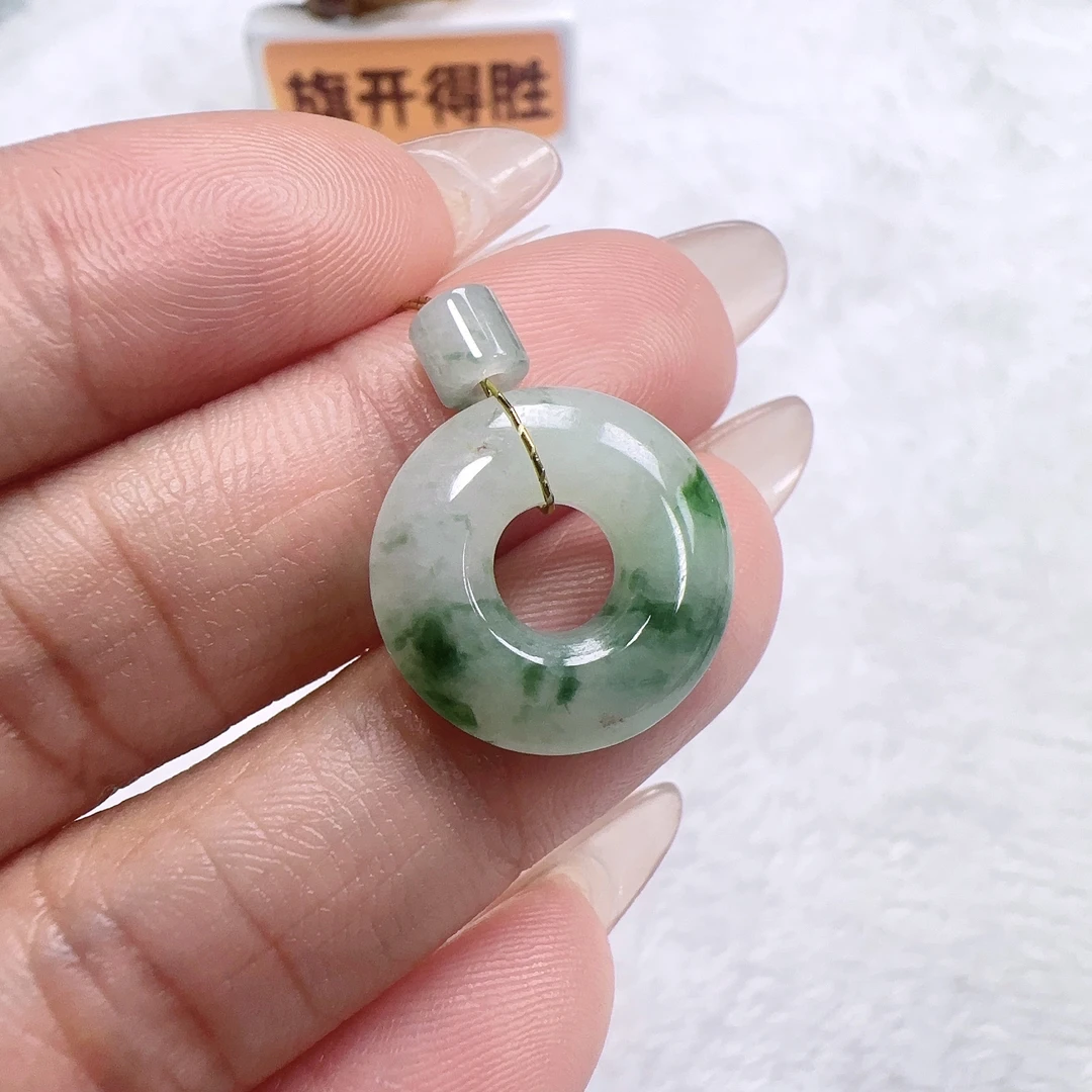 缅甸纯天然A货翡翠飘花甜甜圈吊坠 尺寸21.5*17*4.1 A3874