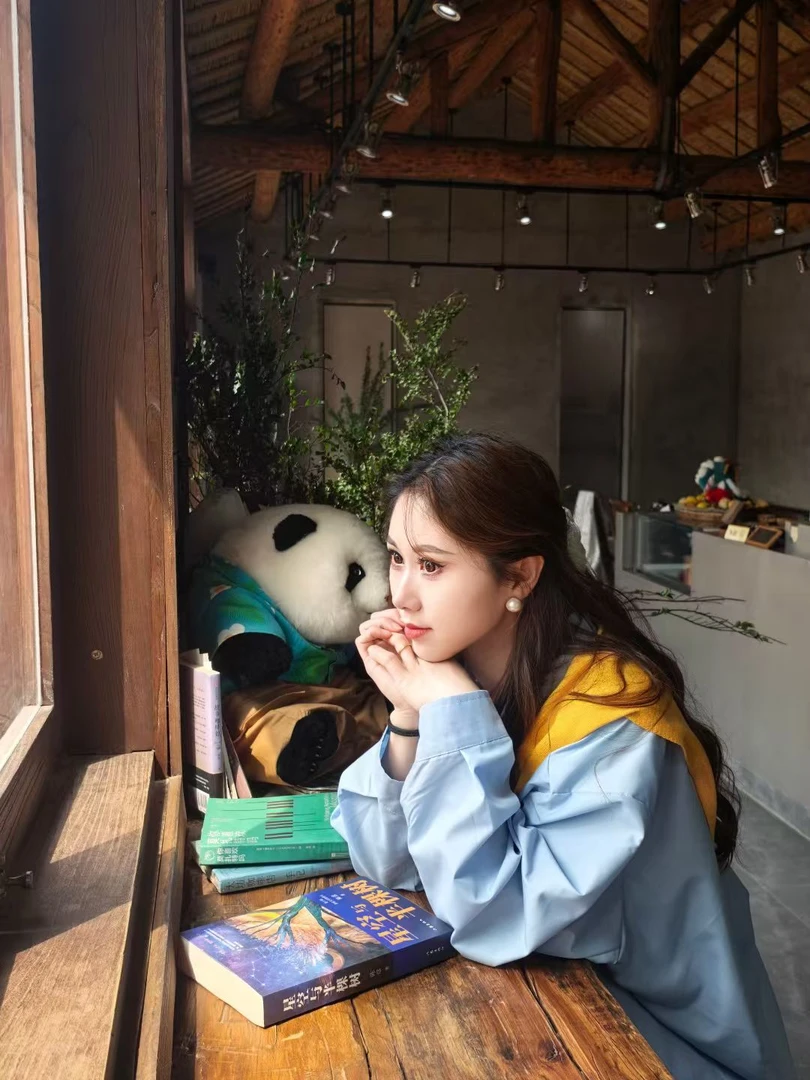 2301-2400品牌女装冬季新款清仓孤品根据主播编码拍以直播间为准