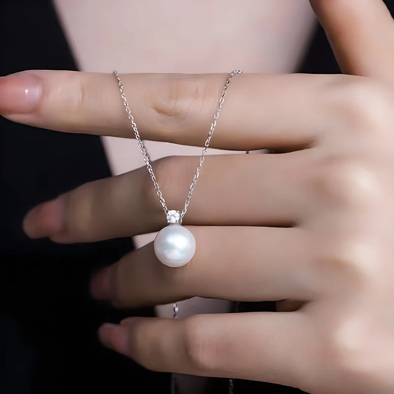 钛钢项链 法式锁骨钛钢项链夏季2025女百搭学生时尚颈链轻奢白色