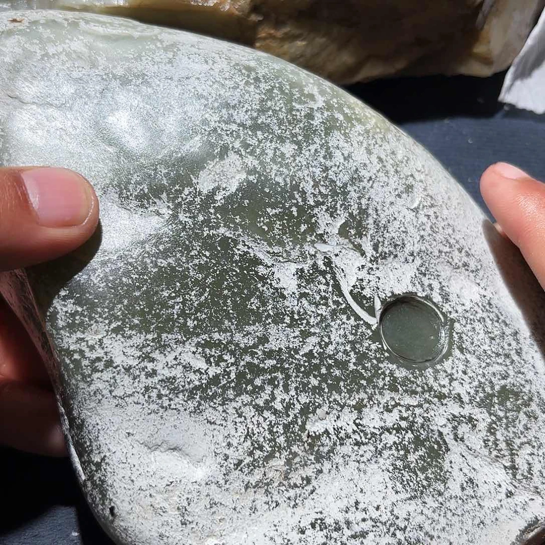 和田玉未镶嵌珠宝奇石