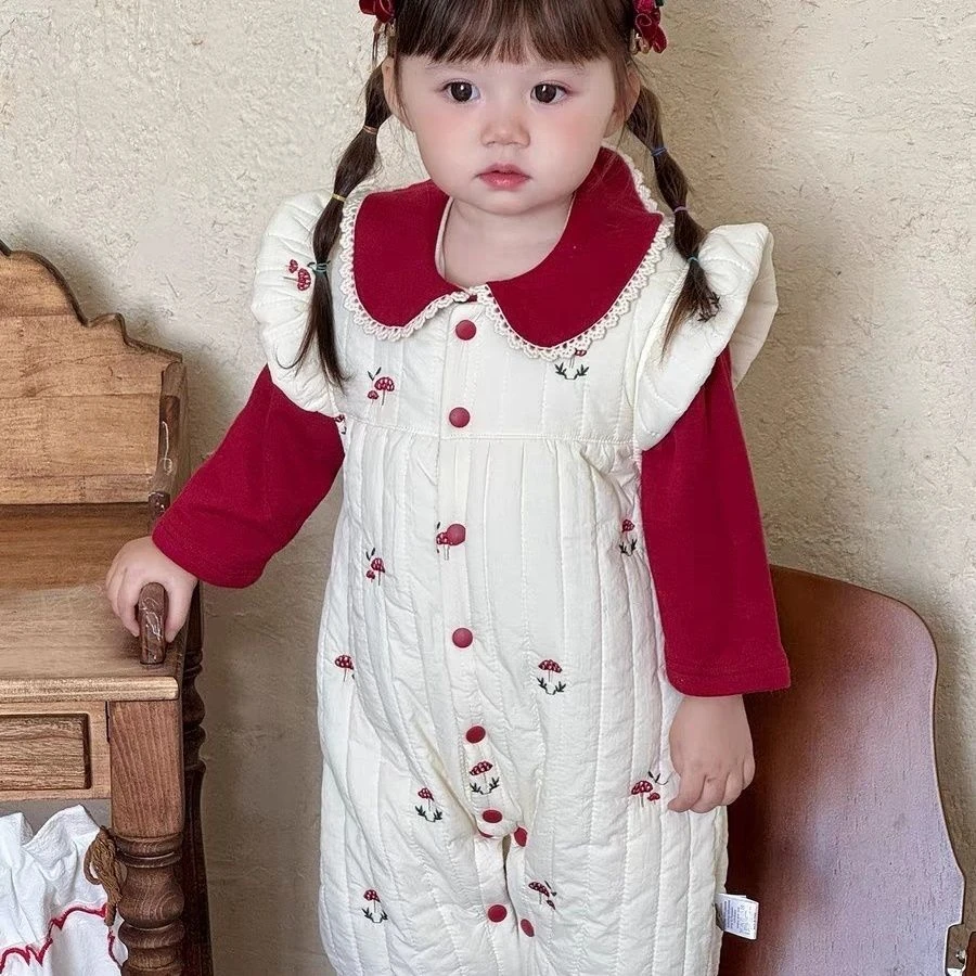 婴儿衣服冬装新生儿女宝宝加绒夹棉连体衣满月百天背带裤哈衣套装