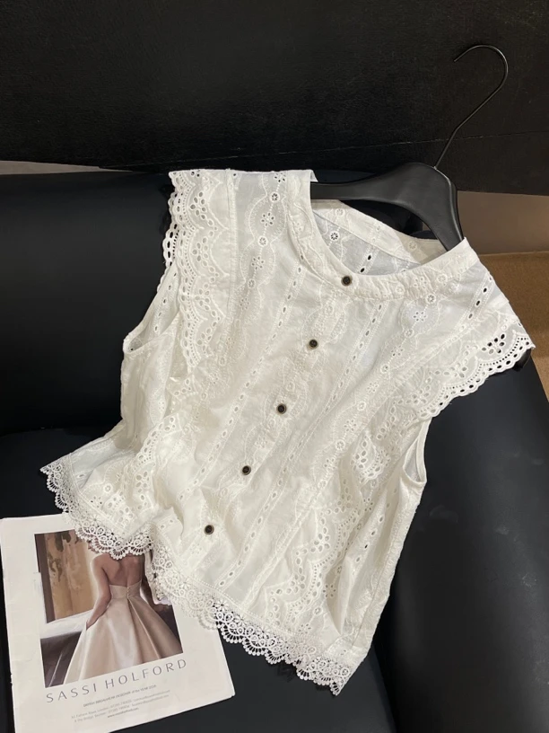 KW【法式蕾丝】南油欧货设计师款女装刺绣钩花飞飞袖蕾丝衬衫上衣