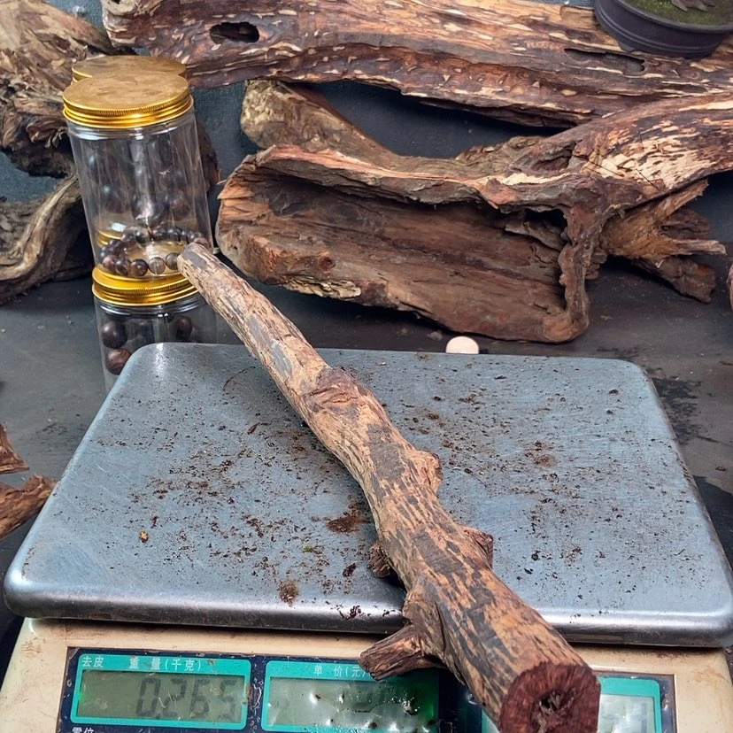 【闪购商品】黄花梨/降香黄檀焯*