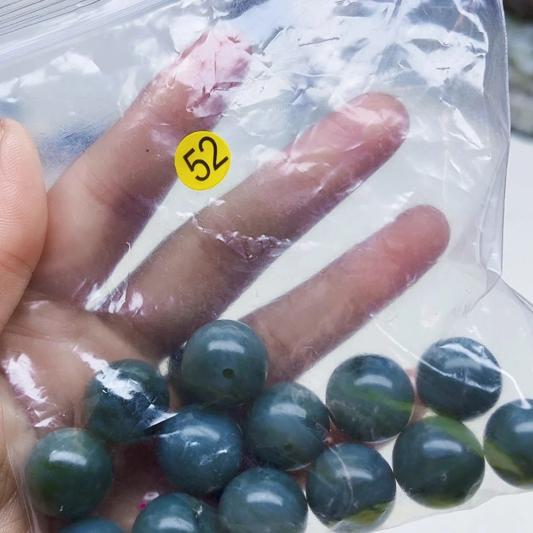 和田玉（糖玉）未镶嵌珠宝半成品呀***六