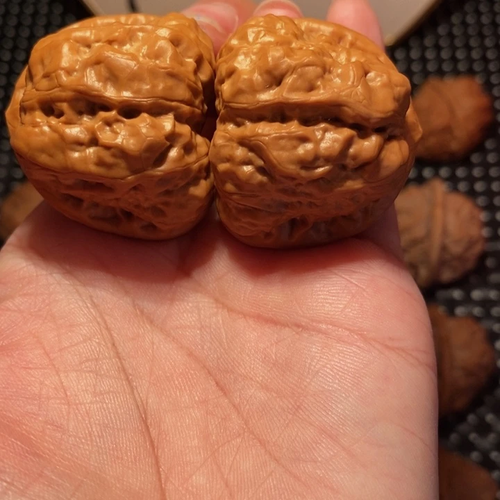 笠***文玩核桃把件四开八腿