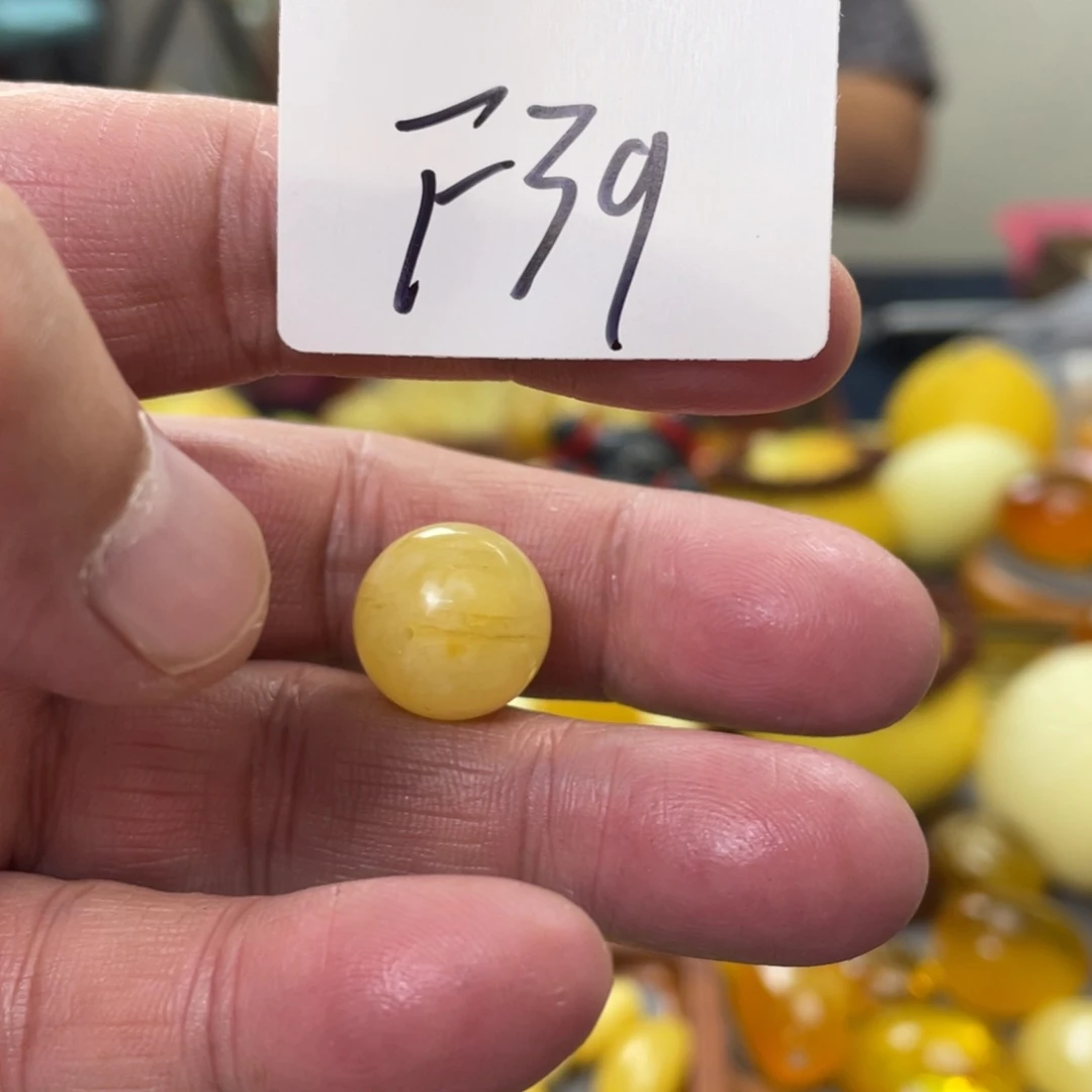 手链琥珀未镶嵌多样性发，发其中一件