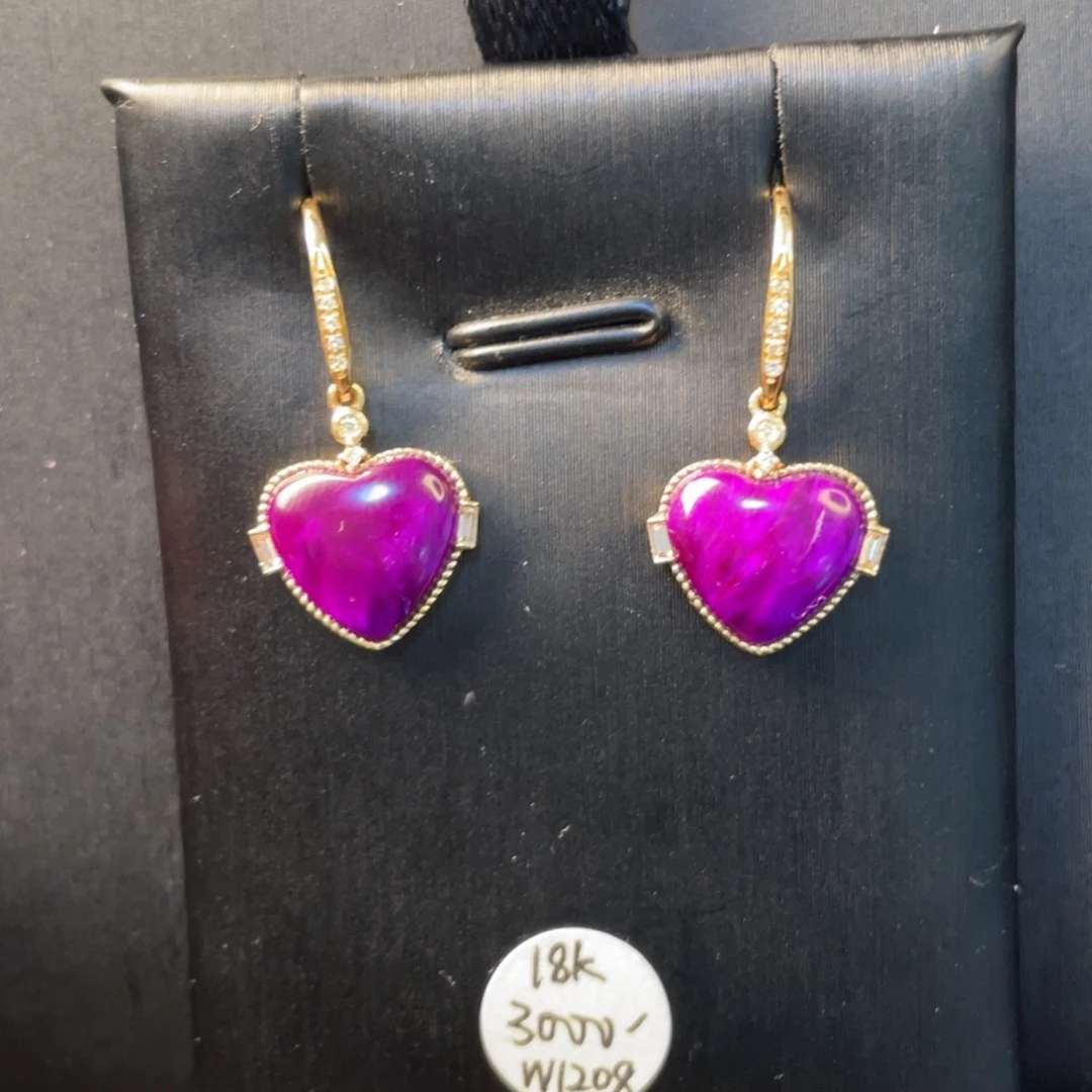 苏纪石（舒俱来）18K金镶嵌耳钉