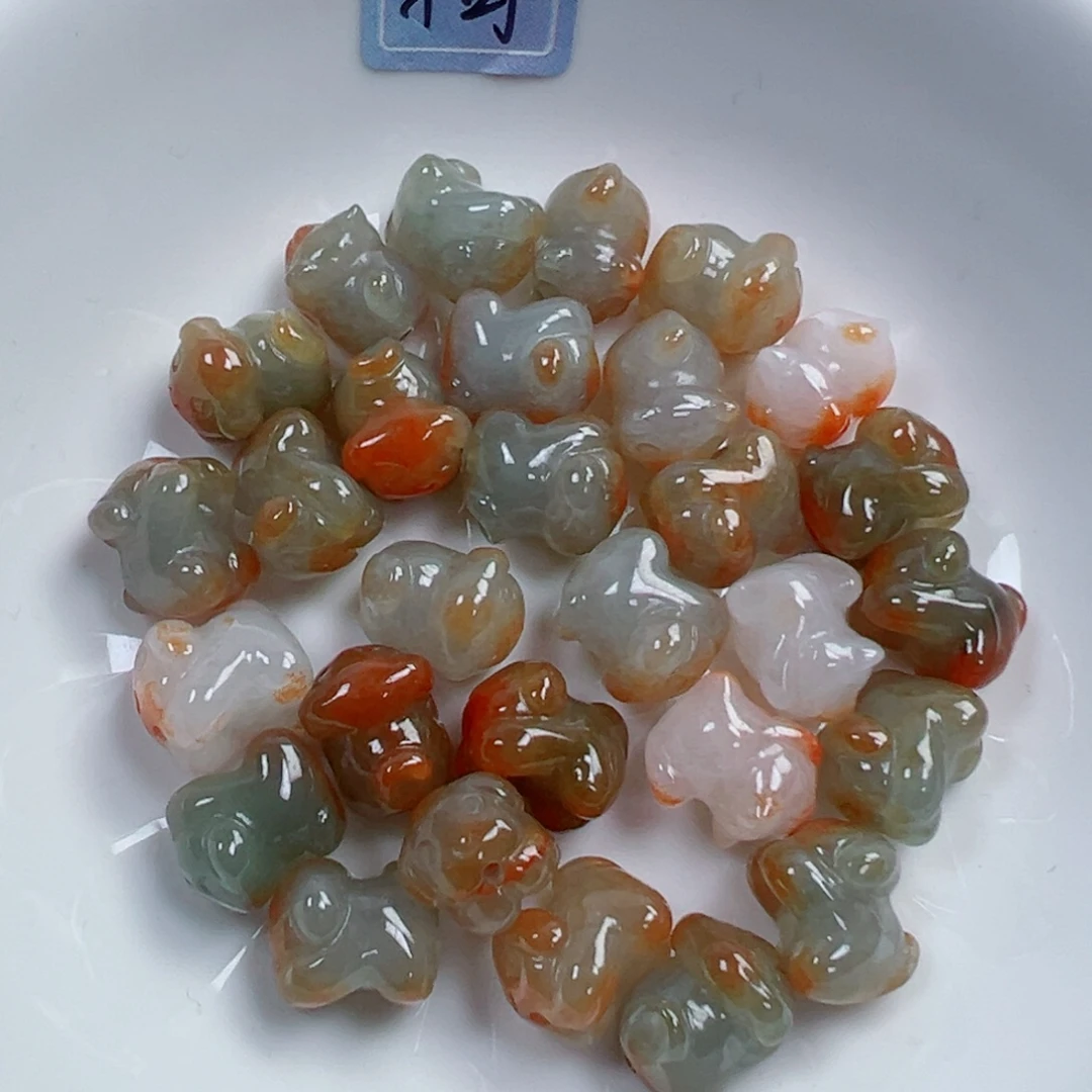 翡翠散珠翡翠狗一个可挑