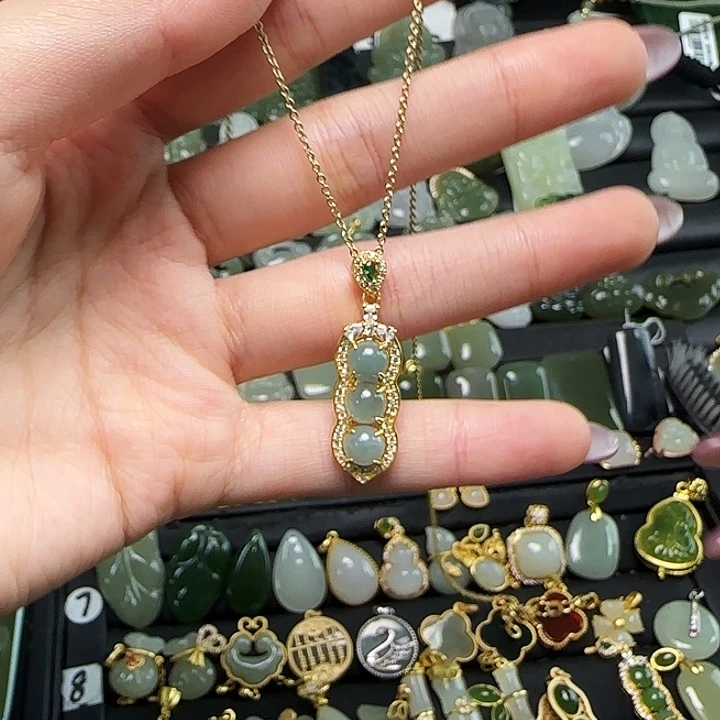 颈饰银S925镶嵌翡翠送链子送绳