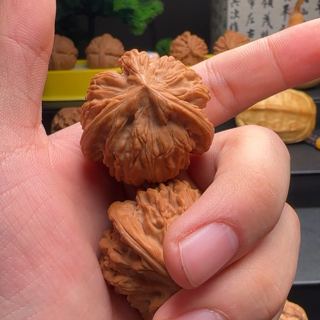 星***汇吊坠文玩核桃御龙