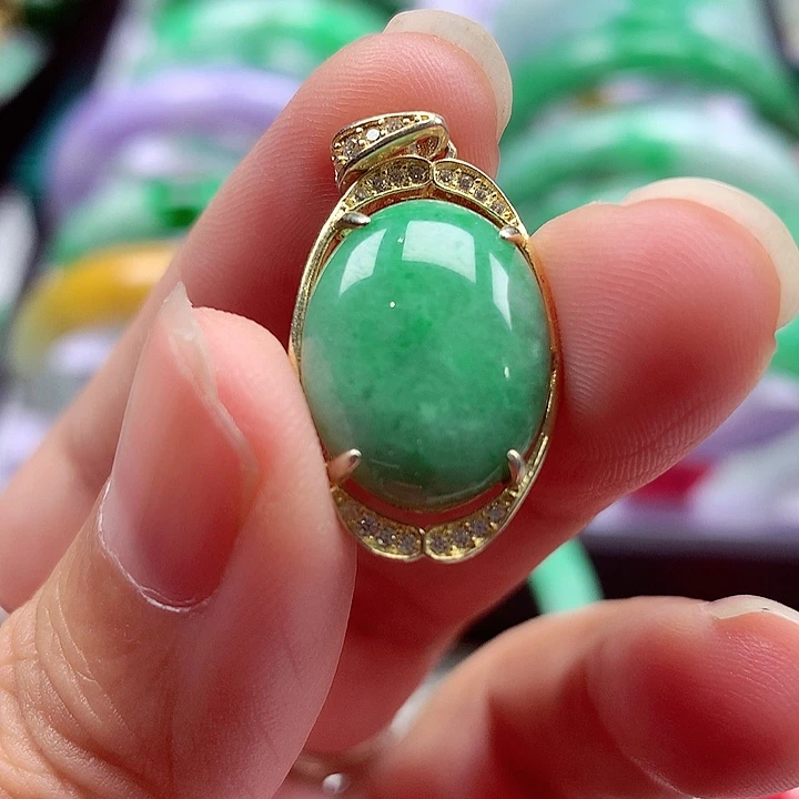 翡翠银S925镶嵌颈饰翡翠