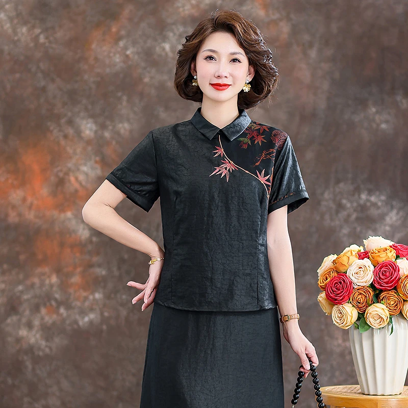 齐黛新中式香云纱真丝女士上衣2025新款短袖翻领刺绣复古真丝衬衫