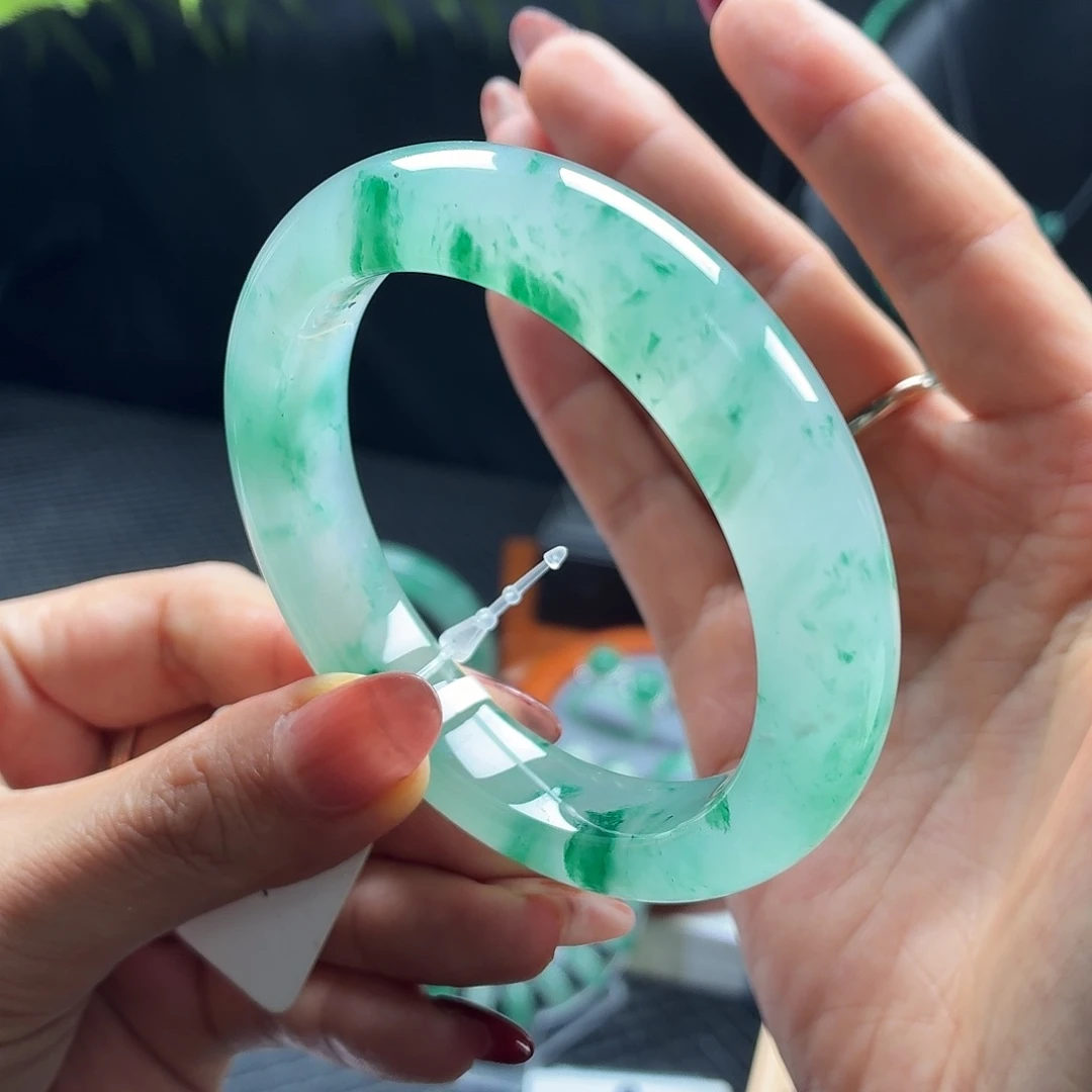 石英质玉未镶嵌手镯54