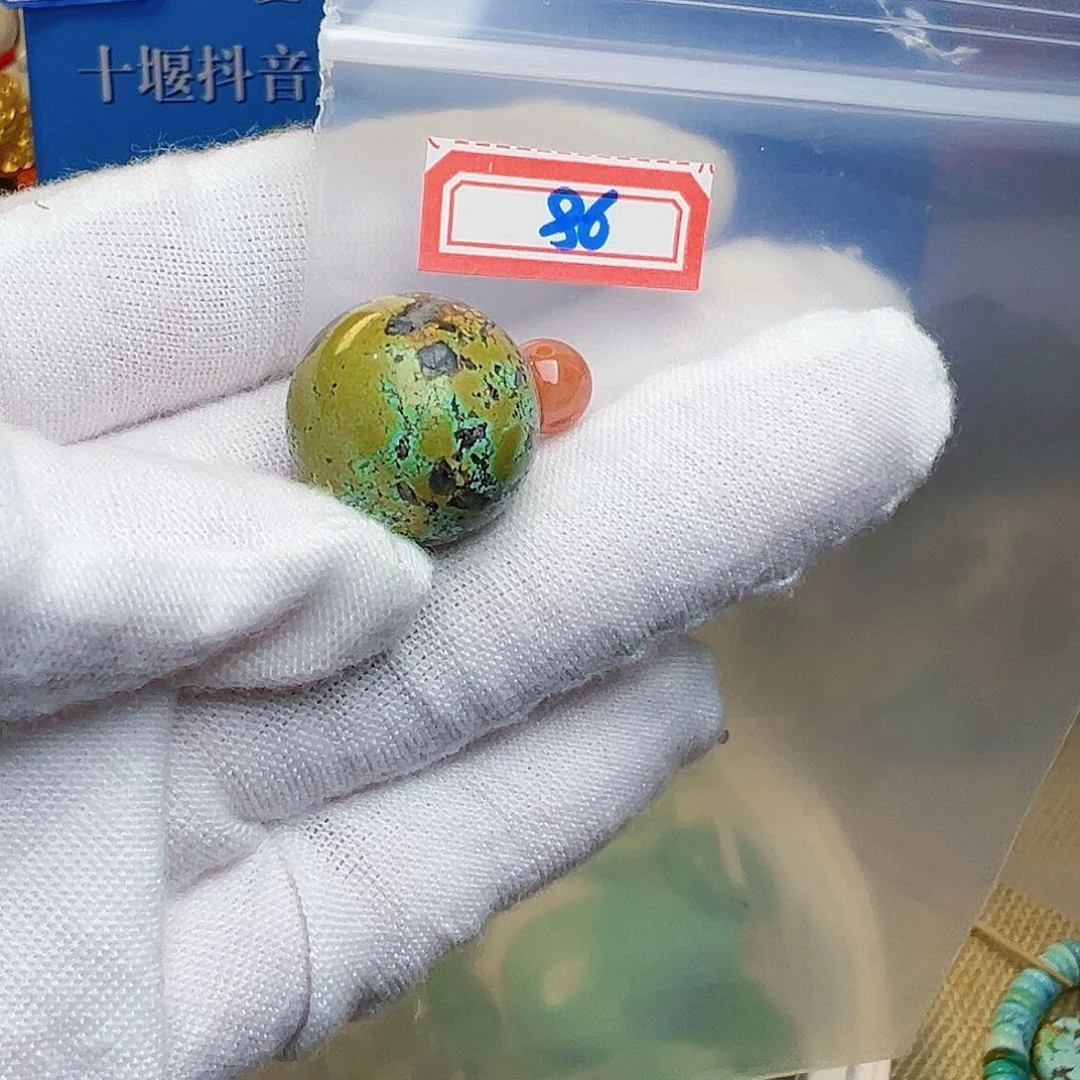 南红玛瑙珠宝奇石未镶嵌