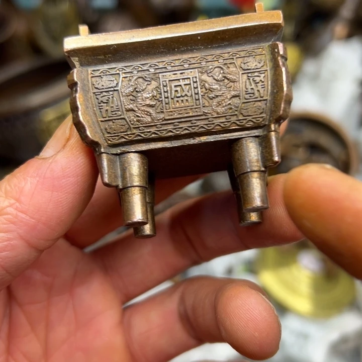 专属定制精美铜摆件