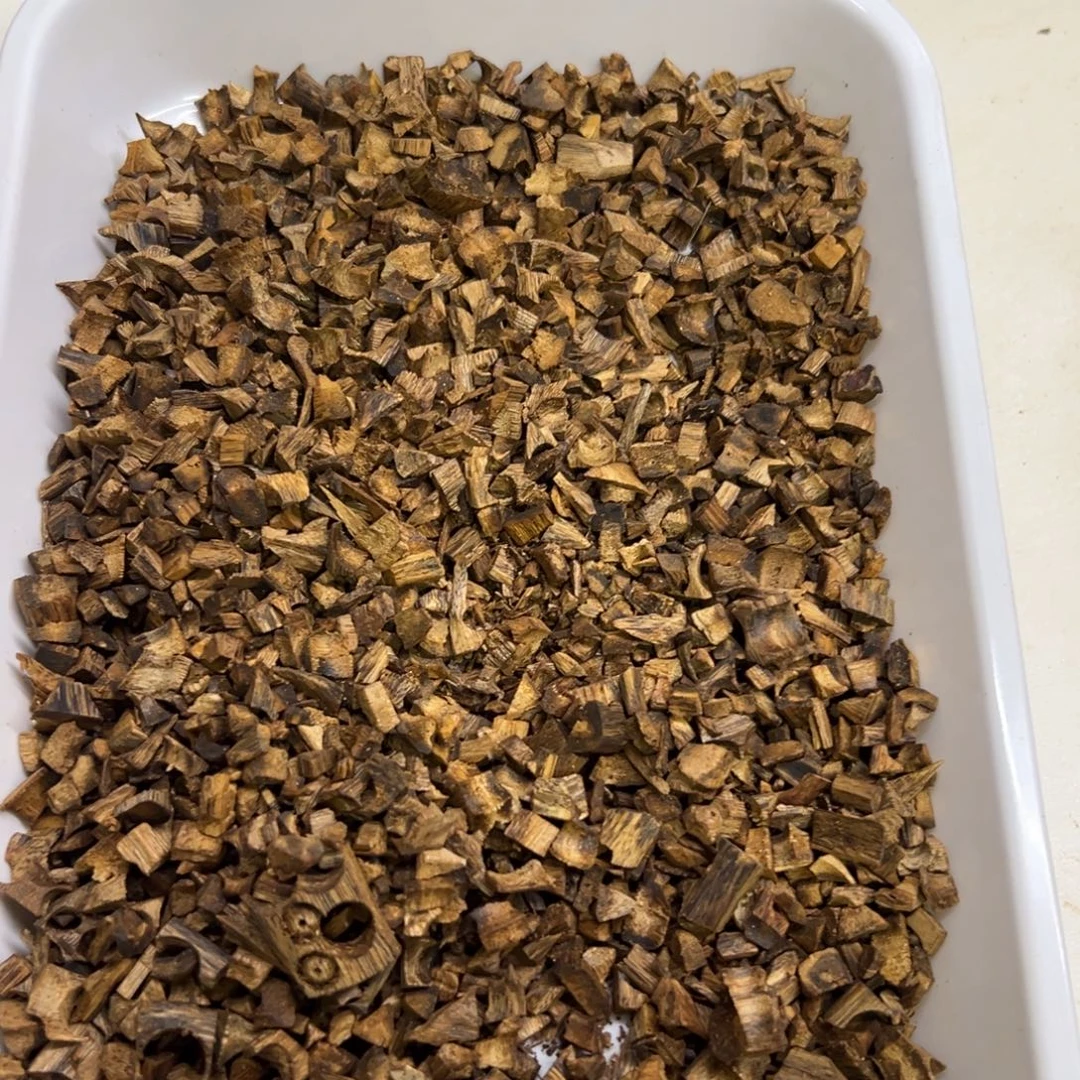 沉香沉香碎屑乌身圆叶钻珠碎料103克