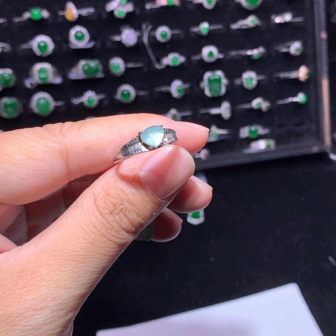 翡翠银S925镶嵌颈饰翡翠