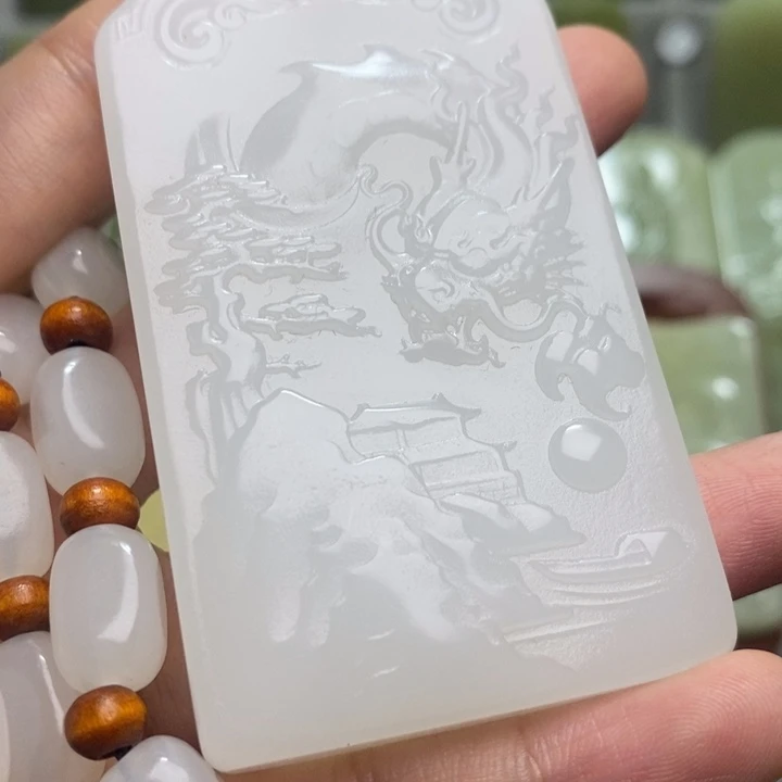 羊脂白龙山水守护